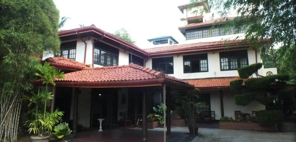 Hotel Randiya Anuradhapura