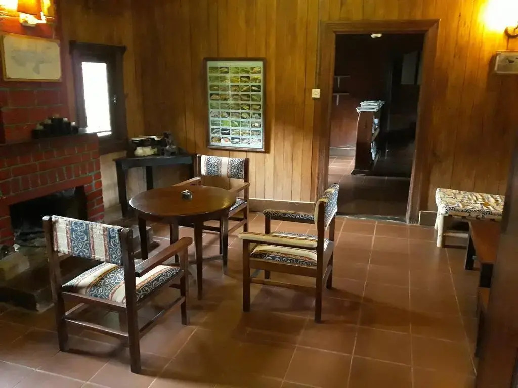 Lawns Hotel