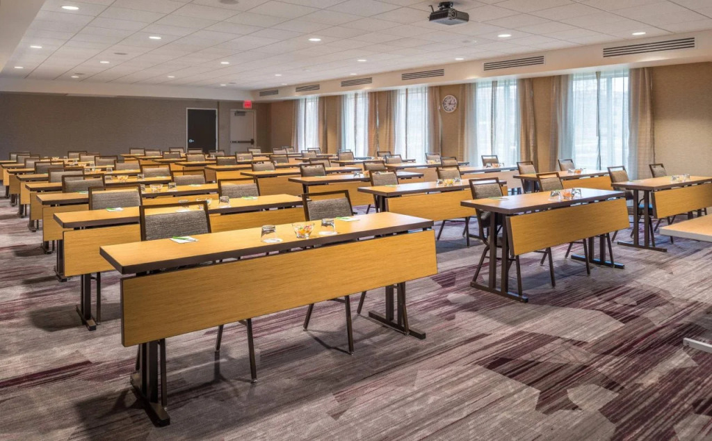 Residence Inn by Marriott Detroit Farmington Hills