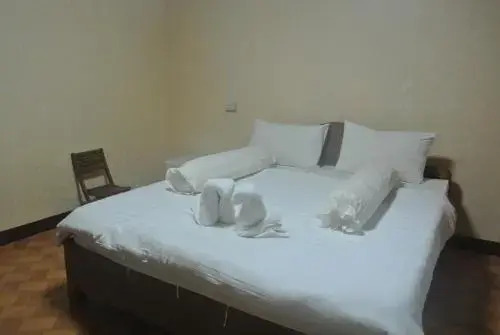 Phetsukxay 1
