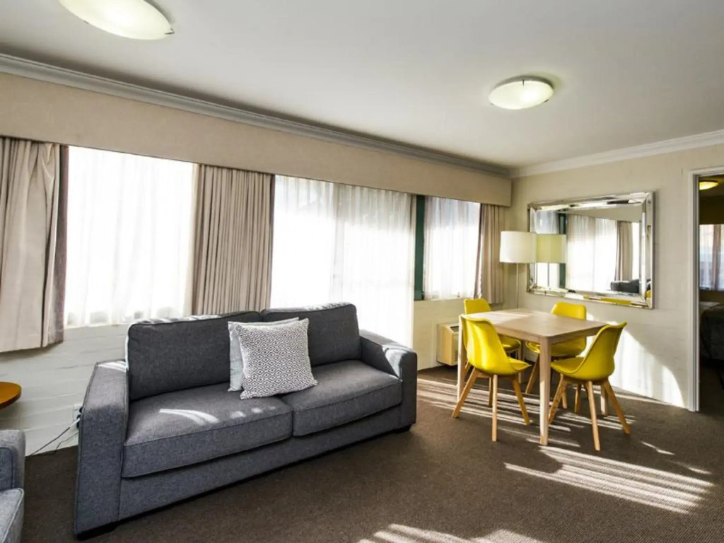 Subiaco Village 20