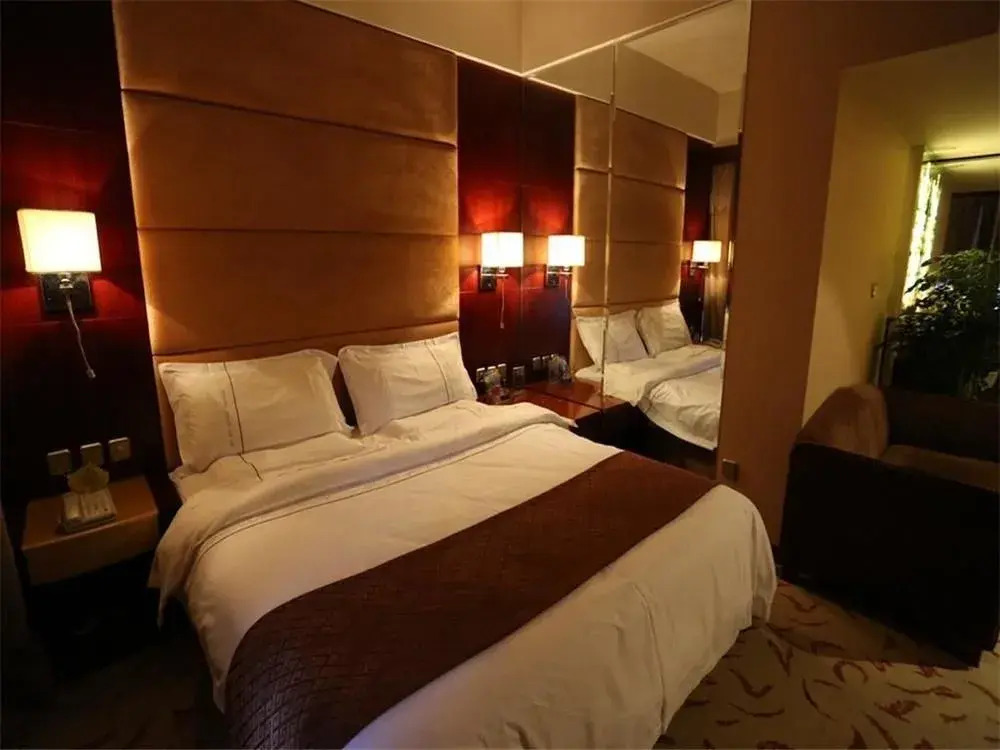 Yiya Sunshine Hotel Guanshang - Kunming