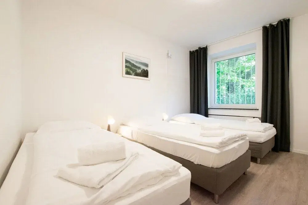 Tolstov-Hotels Large Apartment