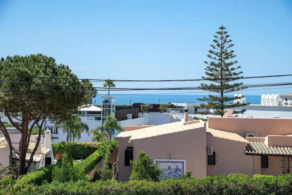 Lavanda Magnificent Five Bedroom Villa in Carvoe