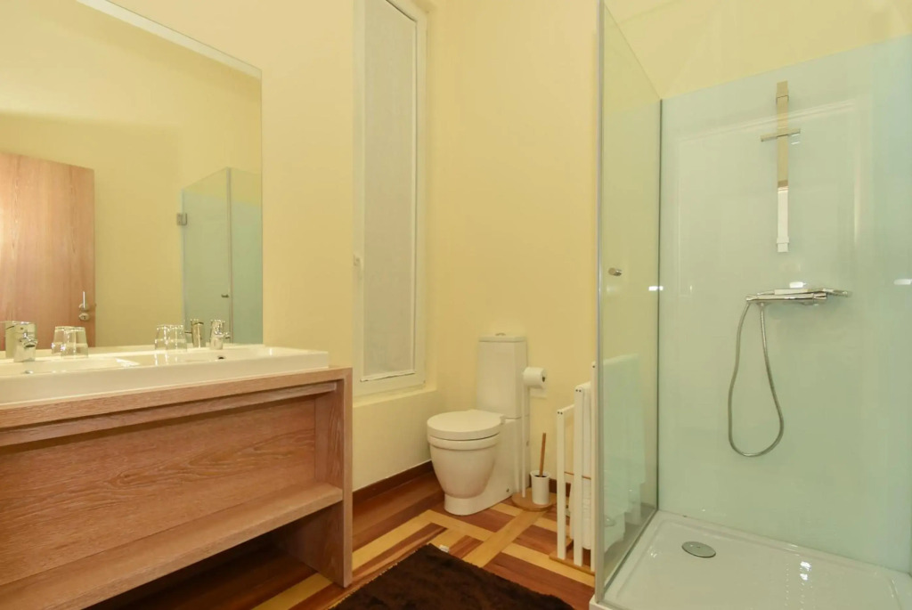 GR Suites