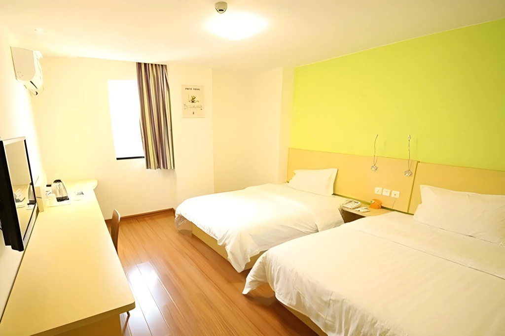 7 Days Inn Guangzhou Luogang Yonghe Development Zone Branch