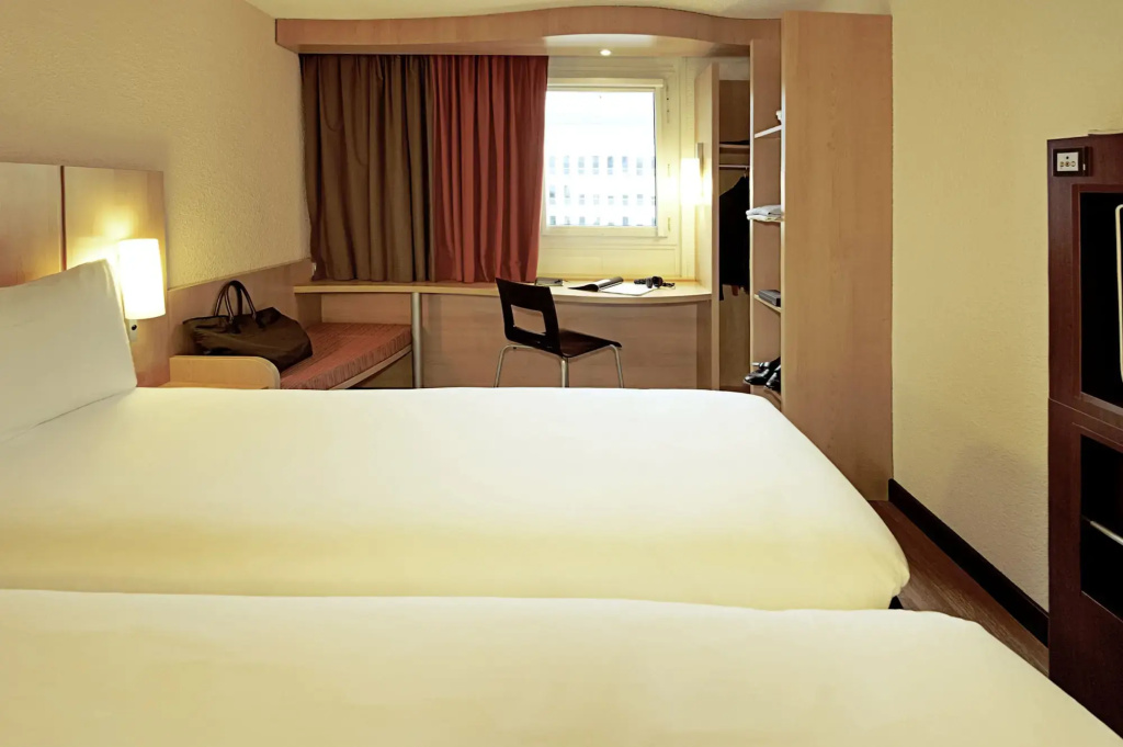 ibis Santiago Providencia