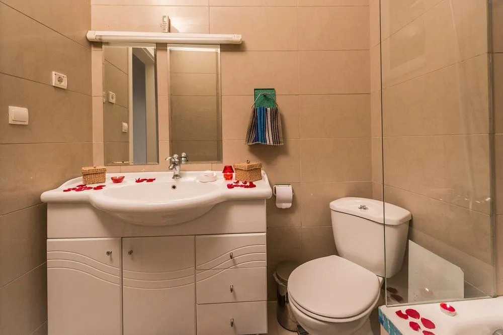 Villa Joy Mare - Seaside Escape with Private Pool