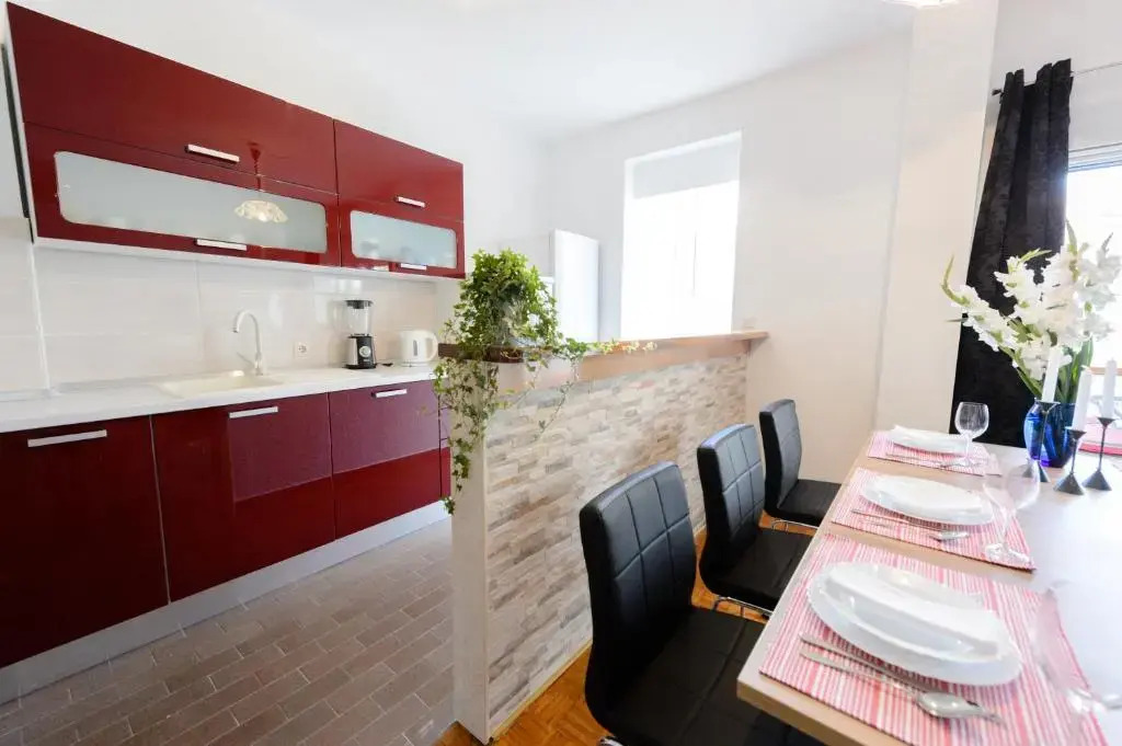 Apartment Ana