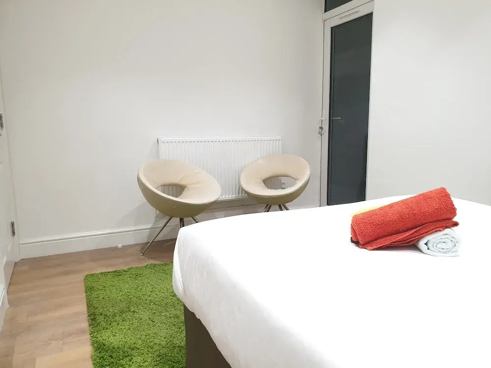 Stratford Rooms