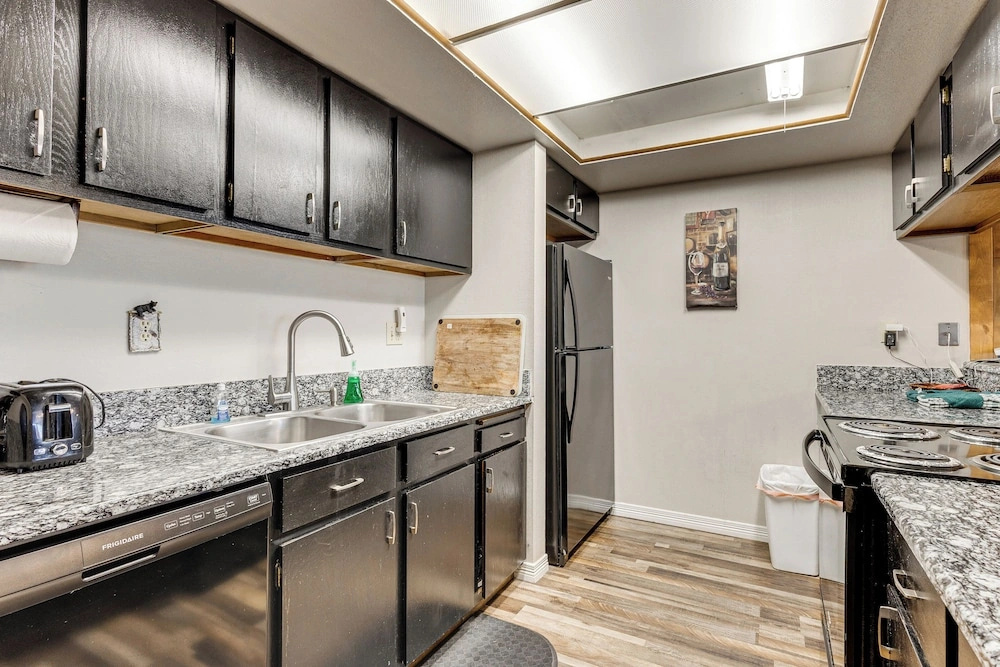 Shuttle to Winter Park Resort: Mtn-view Condo