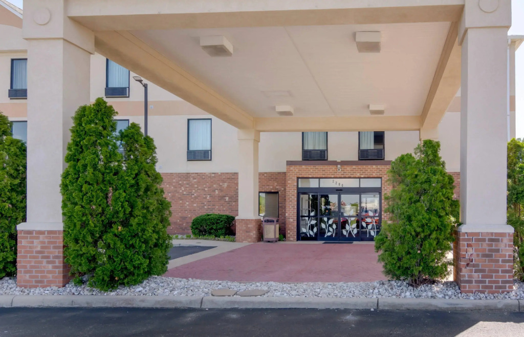Sleep Inn & Suites Prince George near Fort Lee