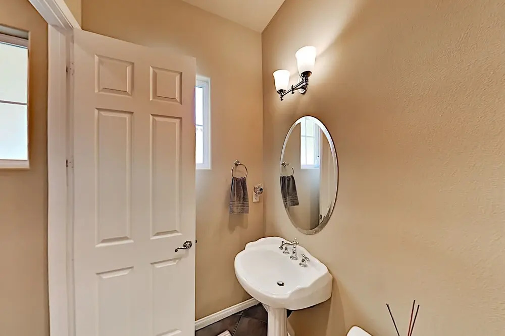 80771azl 2 Bedroom Home