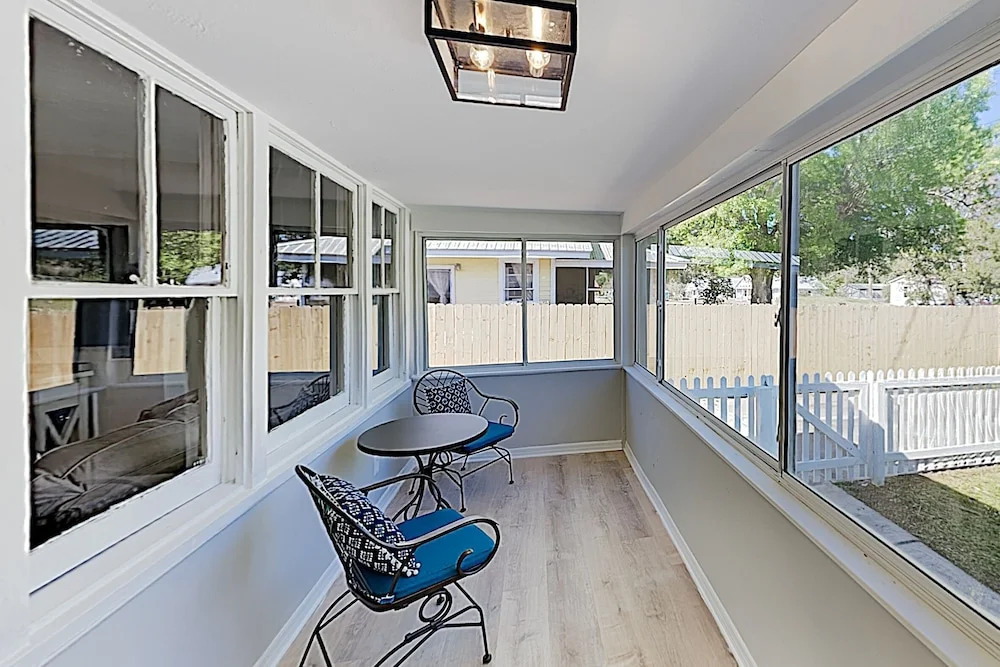 New Listing! All-new W/ Pool - Near Beach 3 Bedroom Home