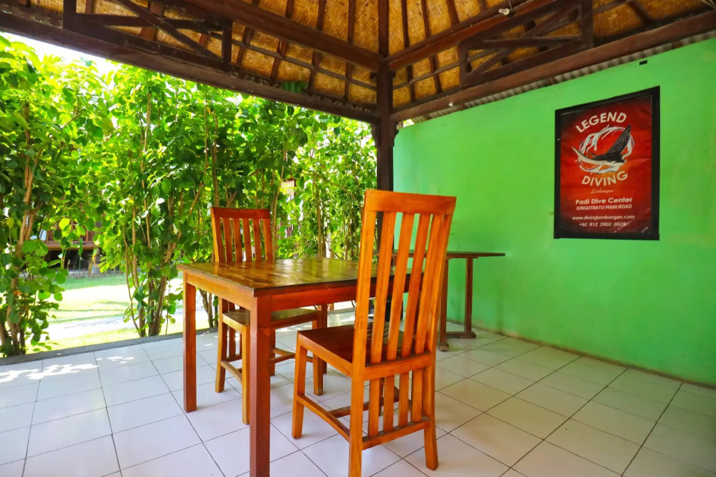 Nyoman Guesthouse and Grill