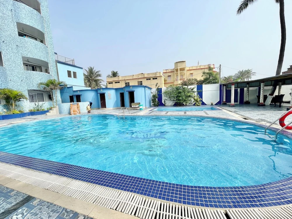 Hotel V-i sea view - Puri