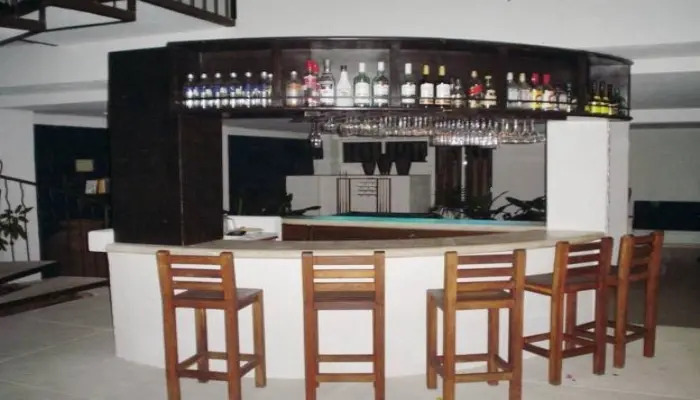 El Hotelito