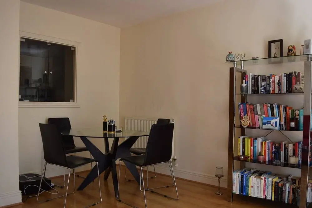 Vibrant 1 Bedroom Flat In Farringdon