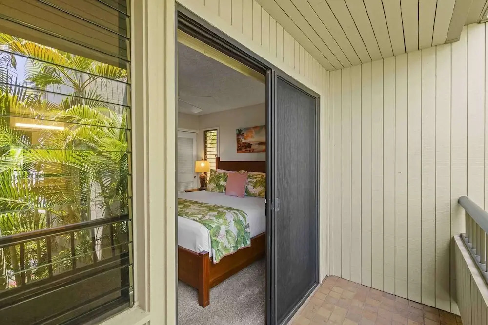 Experience Stunning Ocean Views at Wailea Ekolu 403, Spacious, Wi-fi, Split-ac!