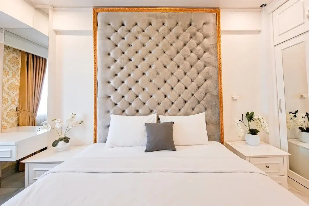 Classic Studio At Loftvilles City Apartment