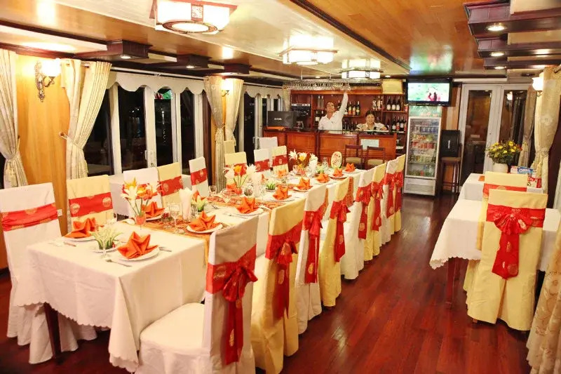 Halong Aurora Cruises