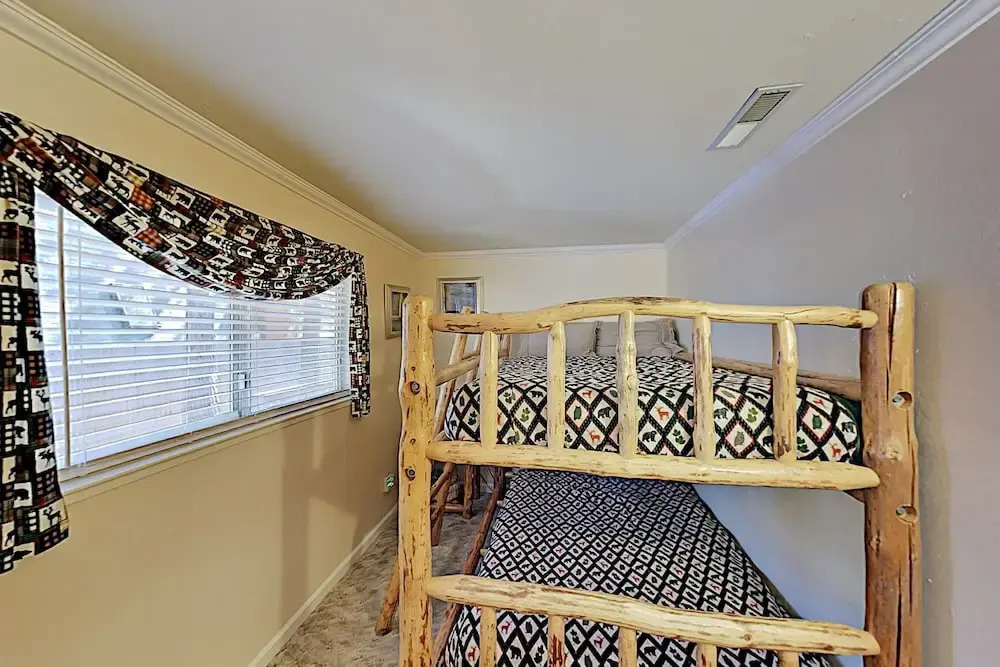 1819koyu 3 Bedroom Cabin