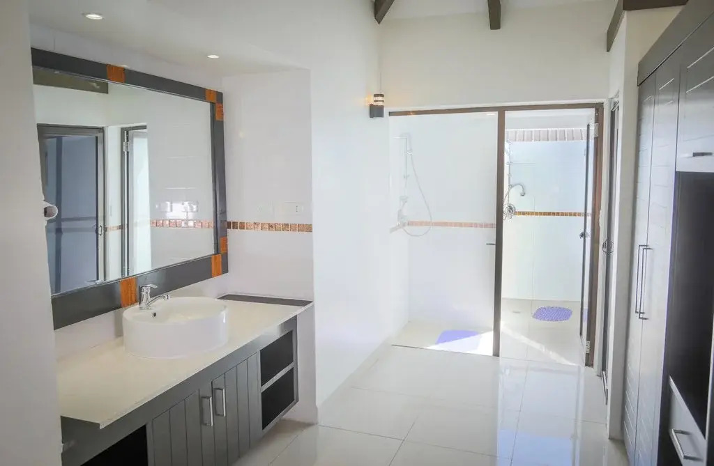 Landers Bay Resort & Spa Fiji - Adults Only