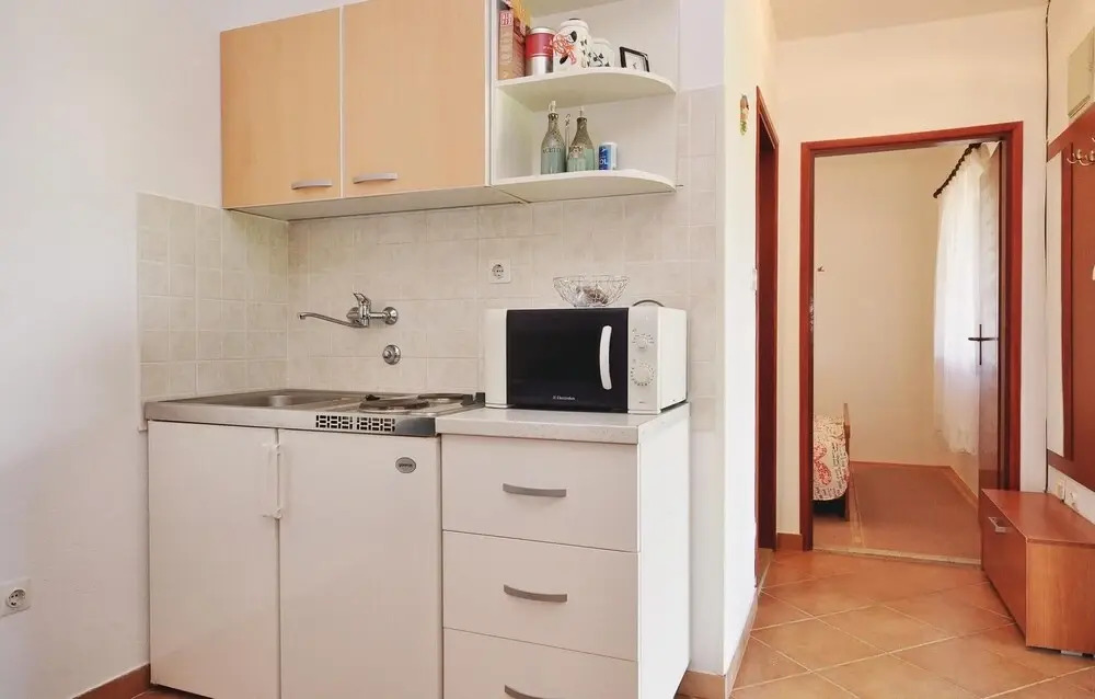 Awesome Home in Starigrad Paklenica With 1 Bedrooms