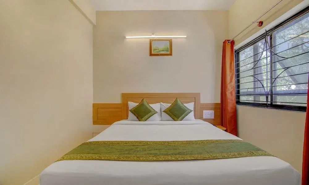 Itsy Hotels KES Residency, 10 Min From KSR Bengaluru City Junction