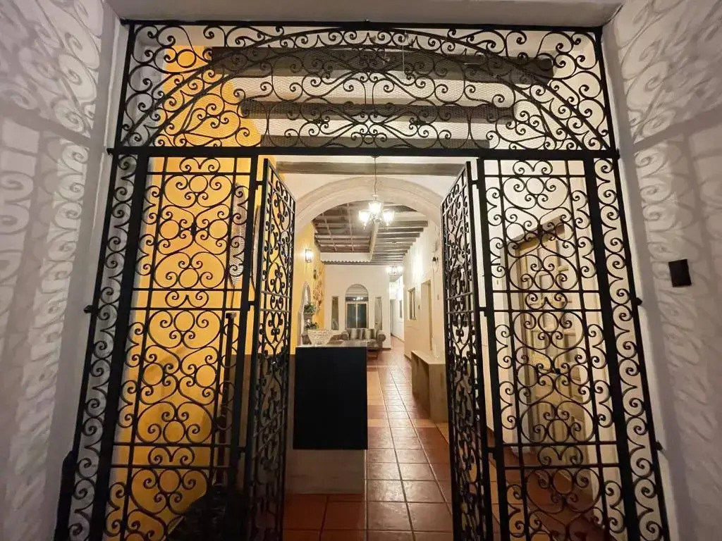 Nice Room in the Center of Morelia, Casa Corregidora I