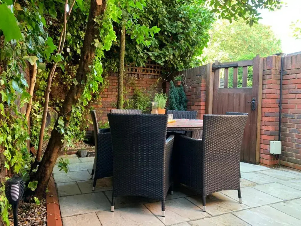 Notting Hill Townhouse 3BR all with ensuite bathrooms & garden and roof terrace