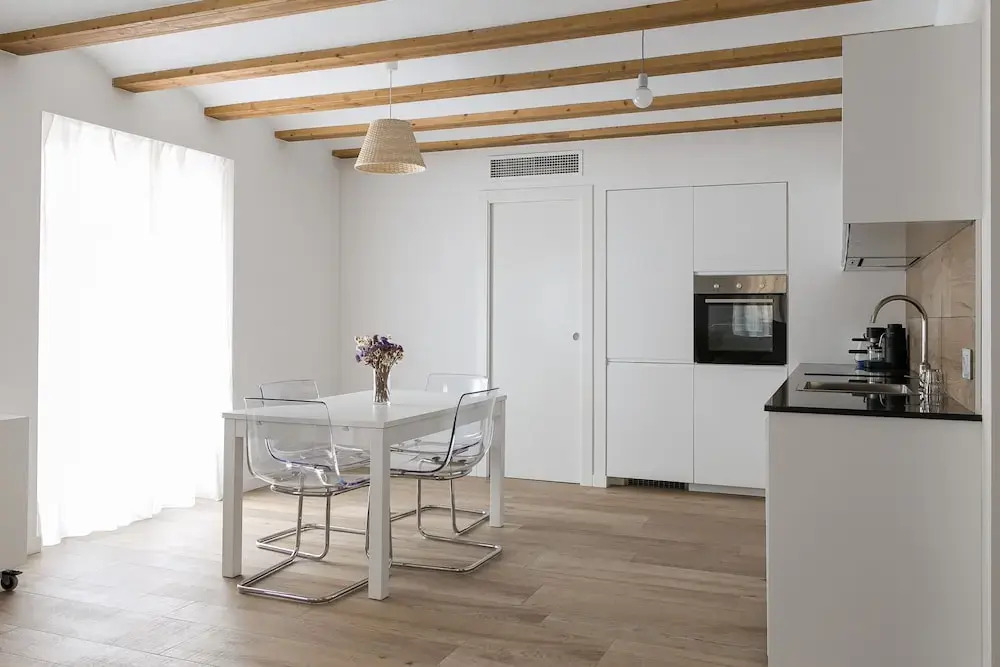 ApartUP L' Almoina