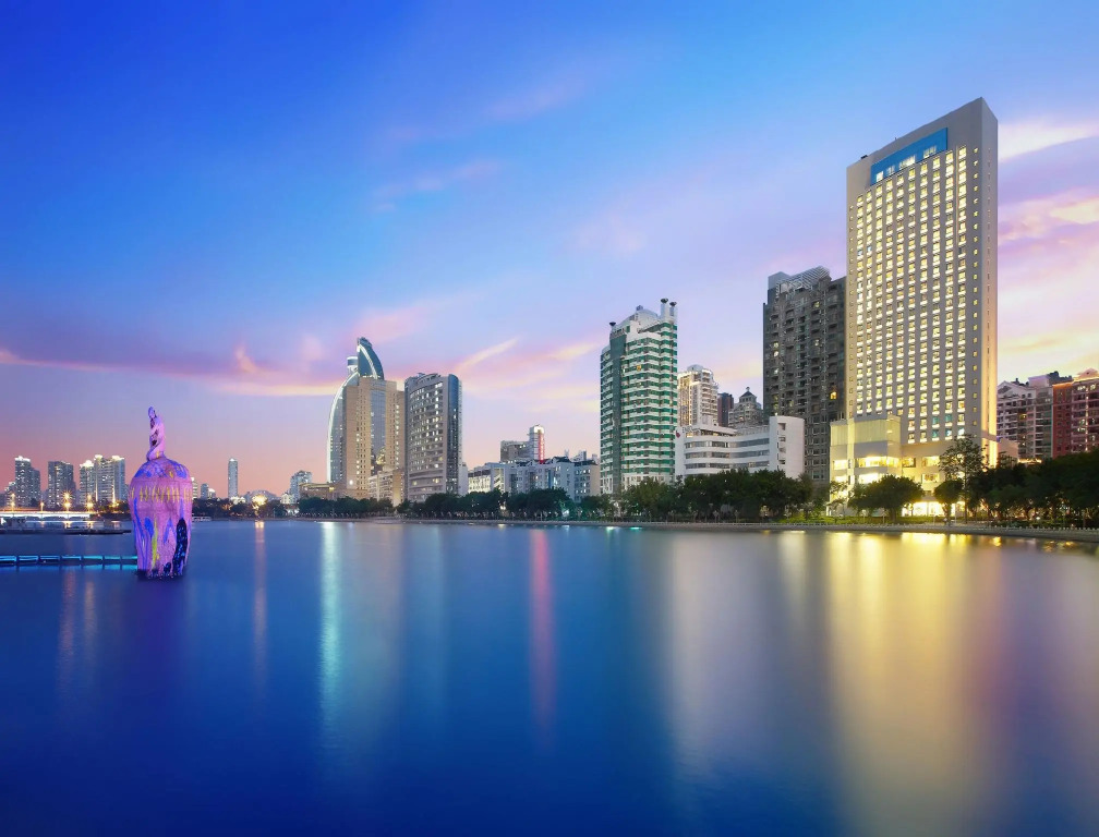 Xiamen Airlines Lakeside Hotel
