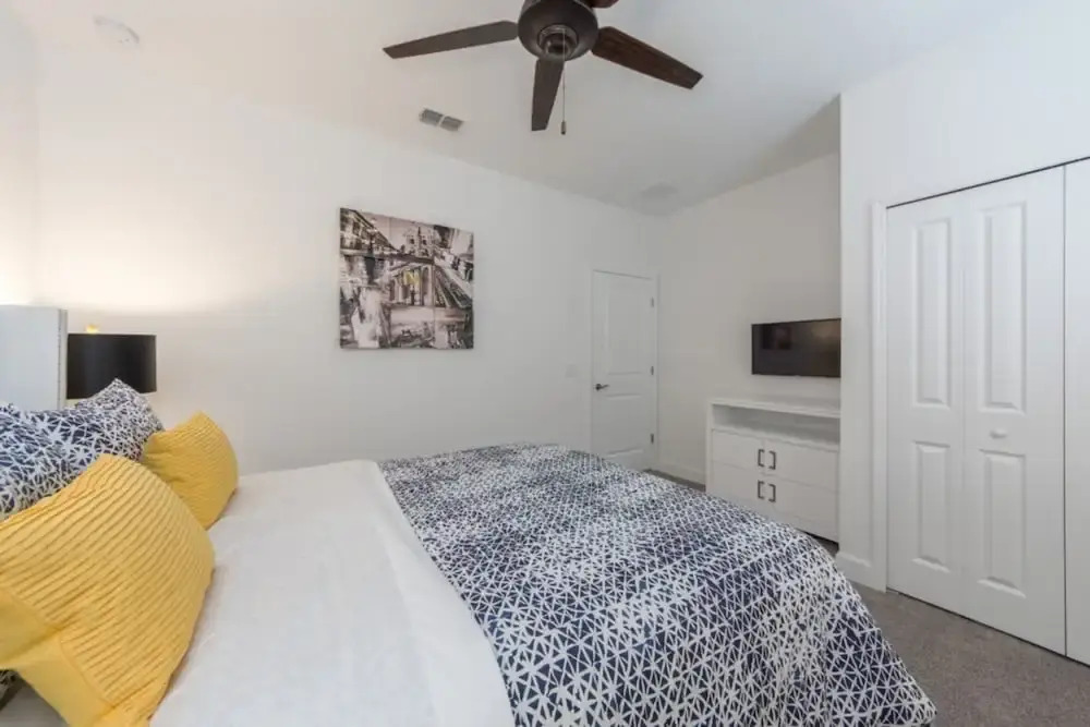 Festival Resort 386