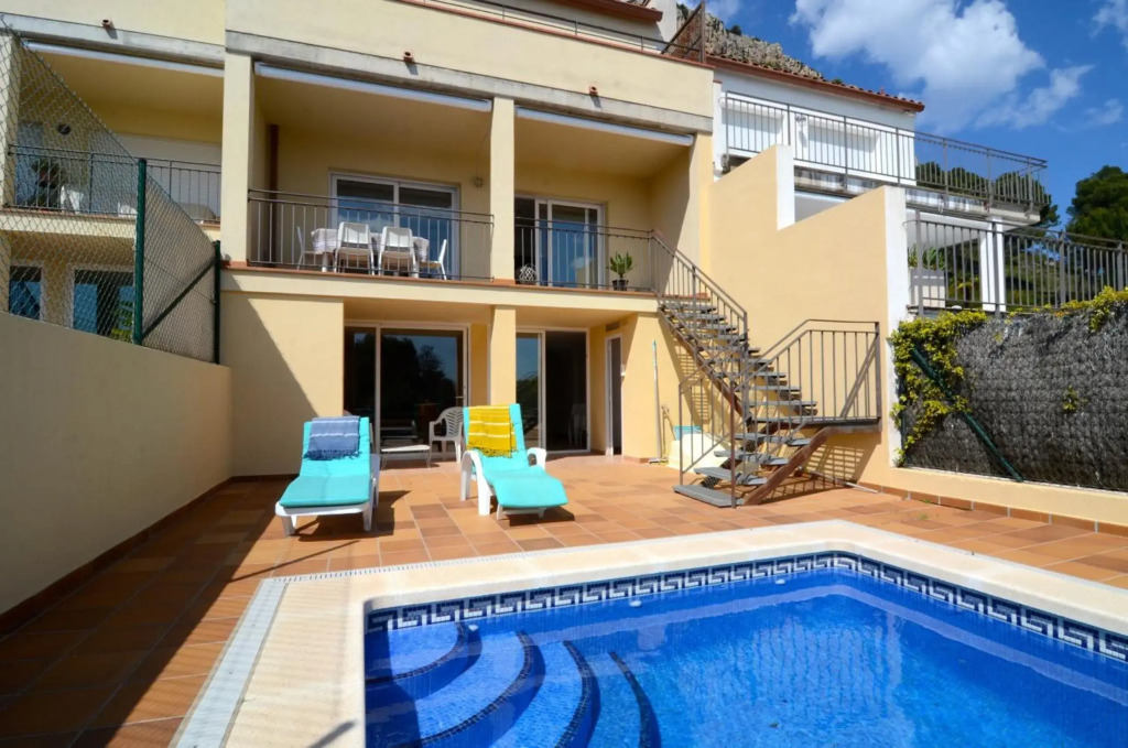 Montseny 3 piscina privada