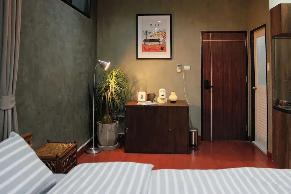 The Melatonin Hostel - จองห้อง ROOM