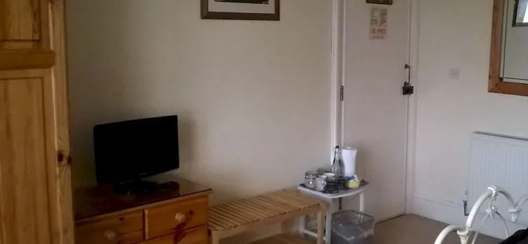 Ravensbury Hotel