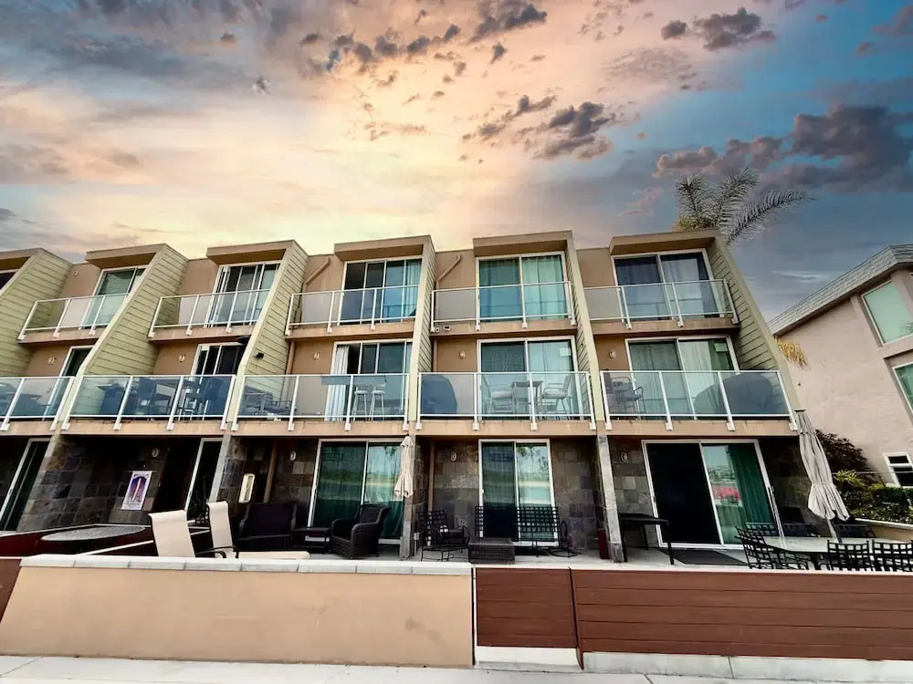 Mission Beach Bayfront Two-story bay View Condo
