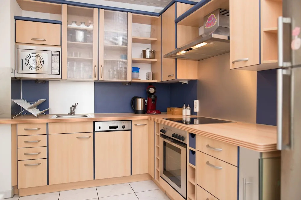Microverse Hostel