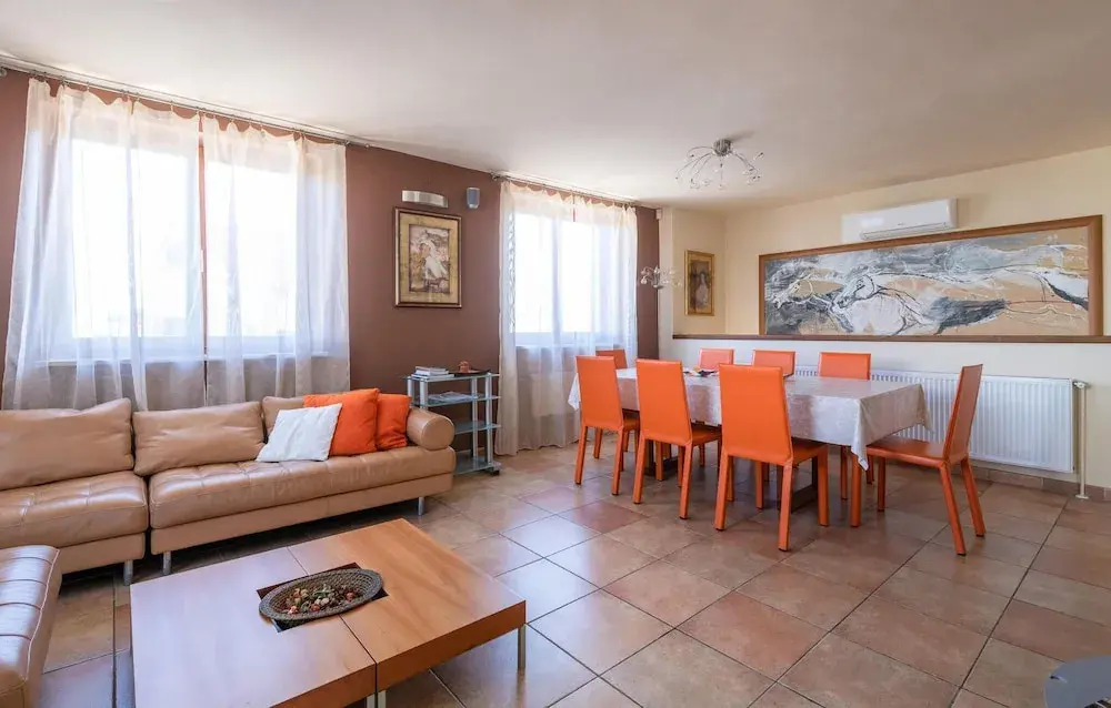 Awesome Home in Vrsar With Wifi and 4 Bedrooms