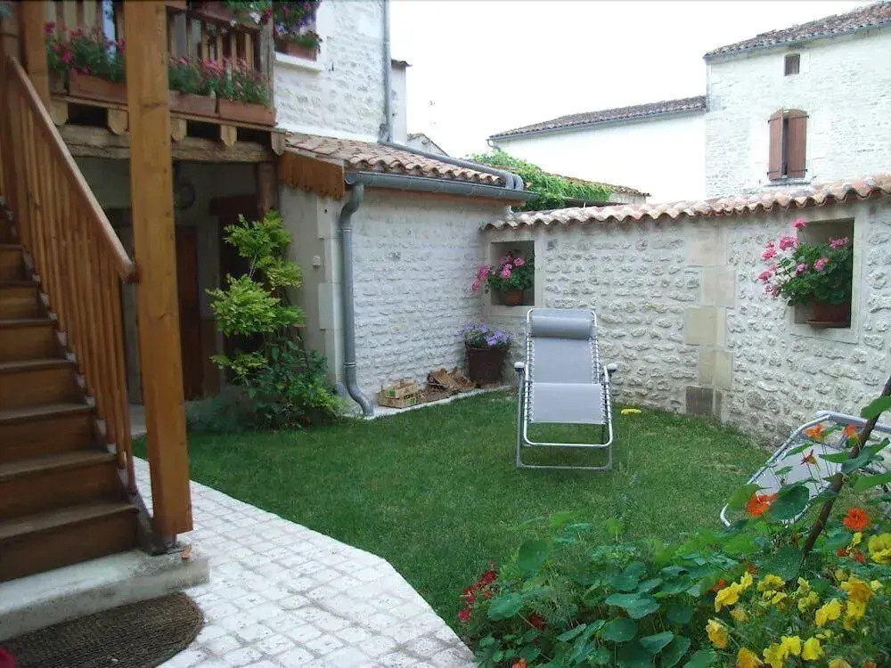 La Fleur de Vigne - Maison D'Hotes