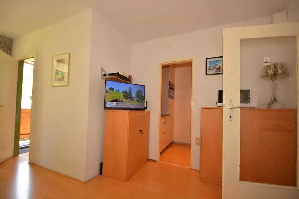 Low Budget Kaprun Apartments