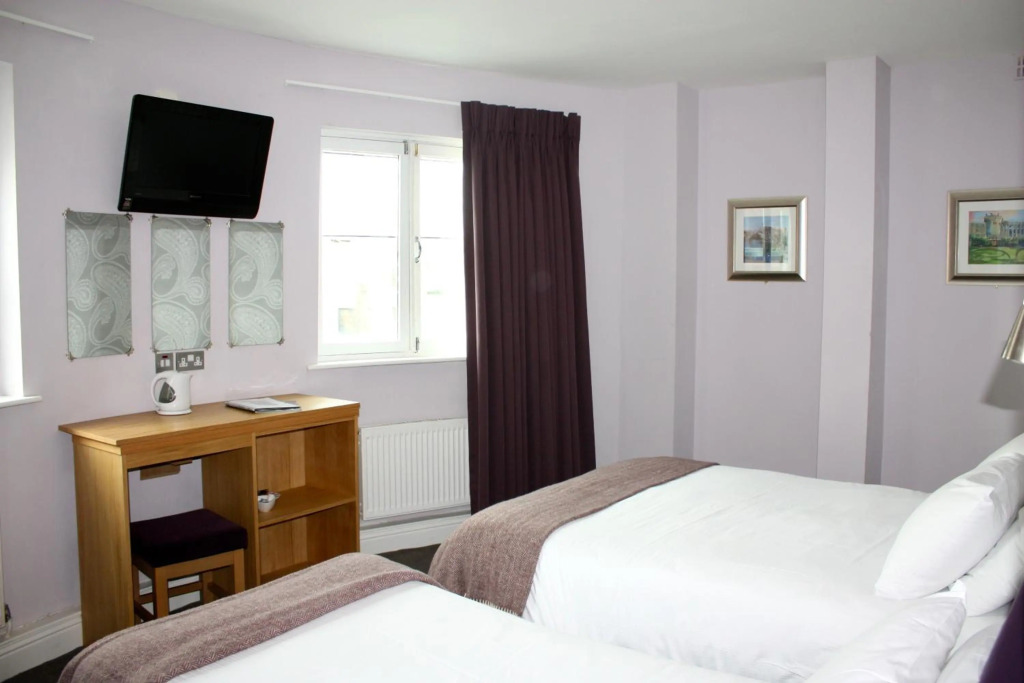 Jackson Court Hotel