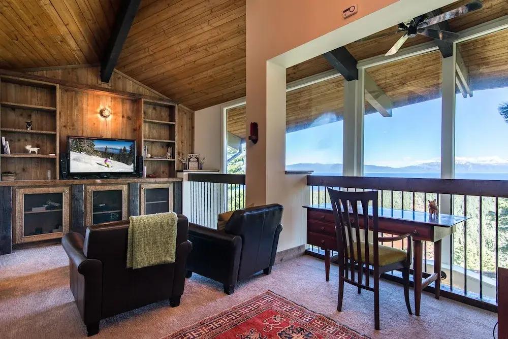 1865 Tahoe Park Heights Drive Home - 4 Br home by RedAwning