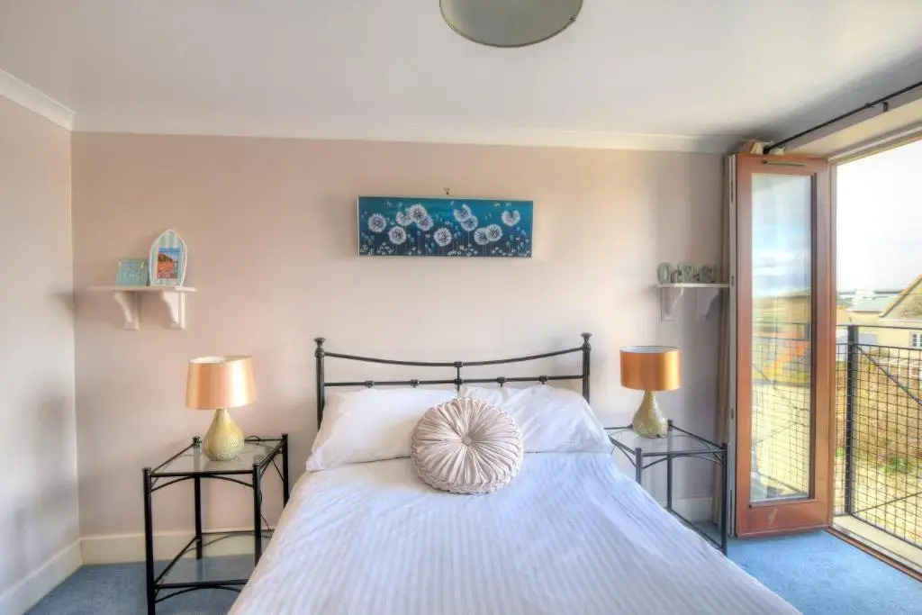 9 Maritime House