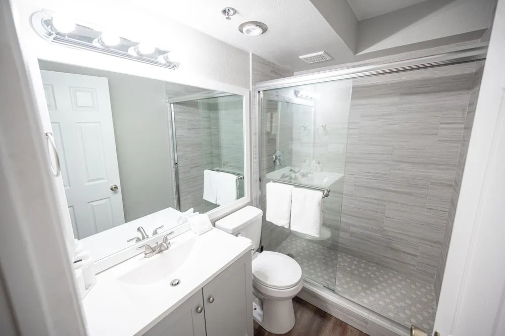 Stay Together on The Strip - 3 Bed Condo