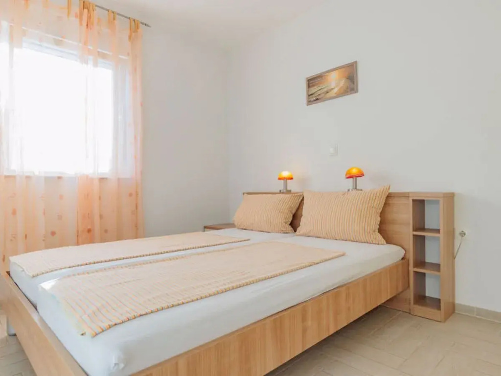 Apartment Mlasina Nin 7257