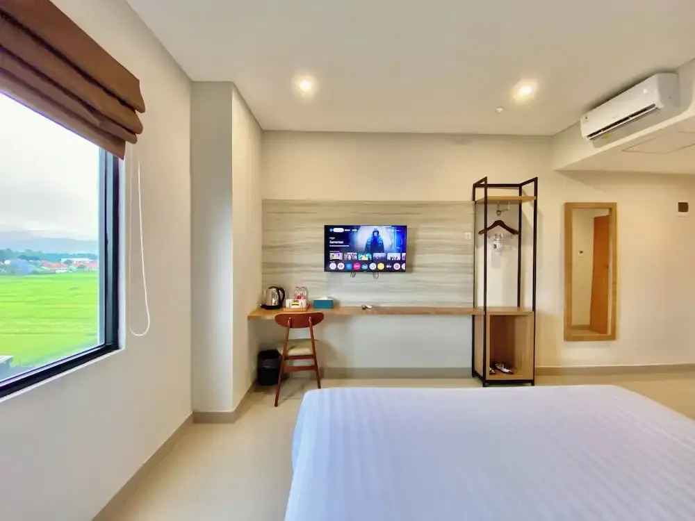 Front One Hotel Gombong