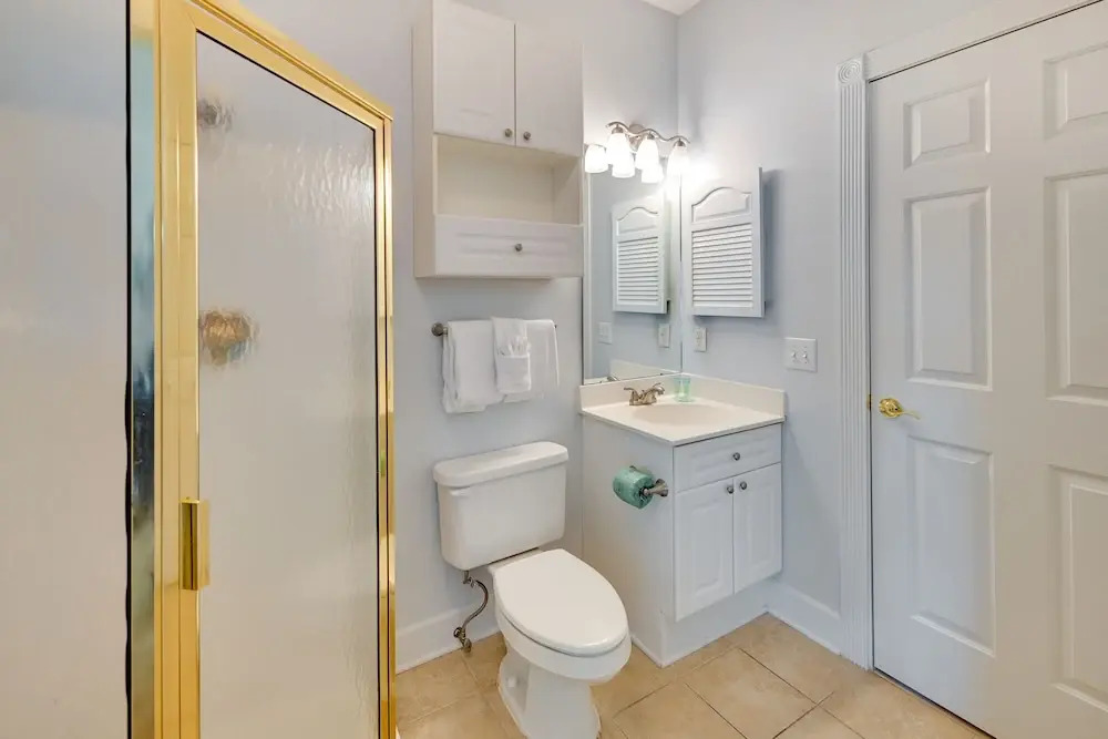 Myrtle Beach Condo: Community Pool & Golf Course!