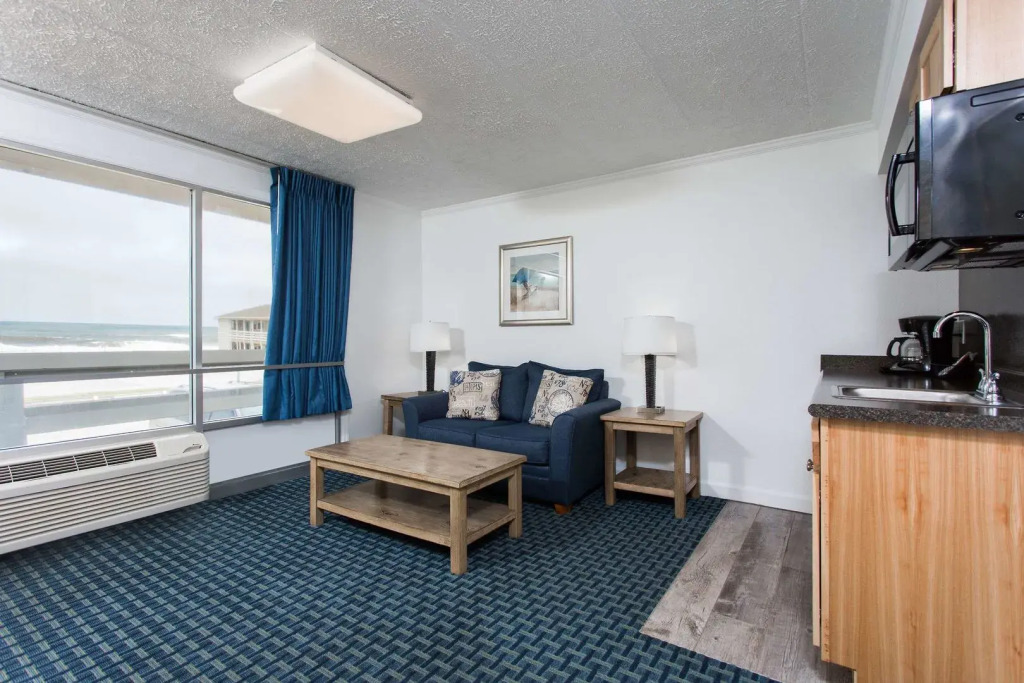 Mariner Inn And Suites
